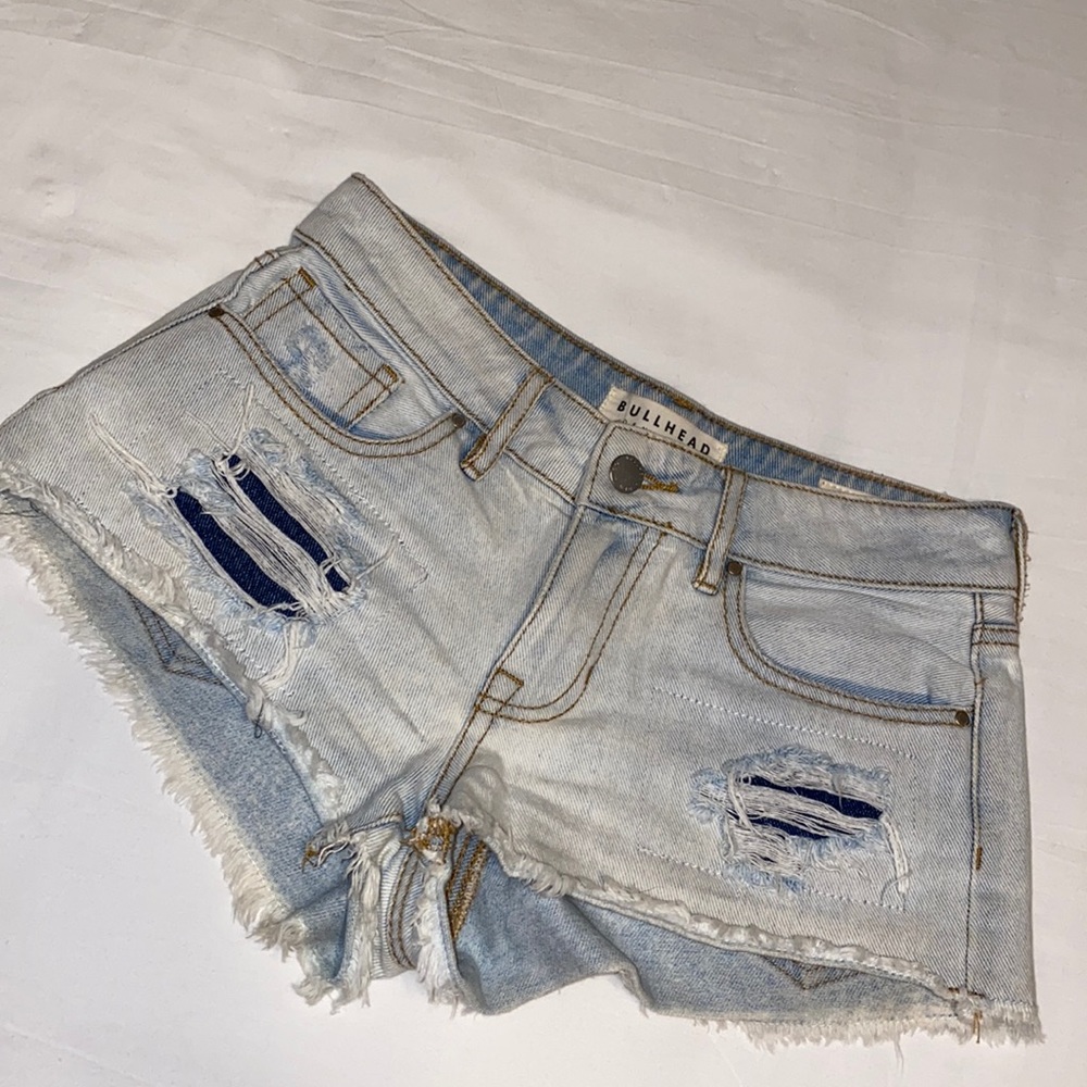 Bullhead low-rise shorts, size 24